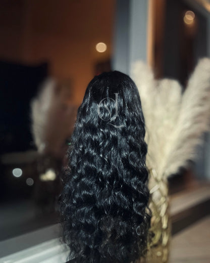 QUEEN WAVES